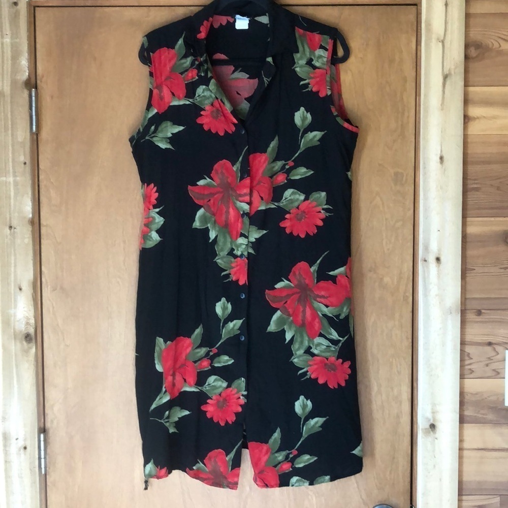Caribou sleeveless button down floral dress